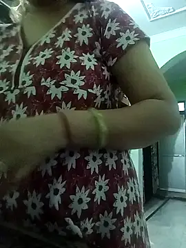 Snapshot of naughtymadam chatting on 8, 12, 2024 naughtymadam online show from 8, 12, 2024