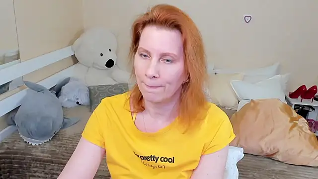 FoxySophia online show from 5, 1, 2025