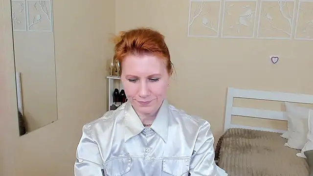 FoxySophia online show from 28, 1, 2025