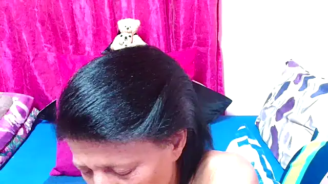 SLUTTYROXY online show from 5, 12, 2025