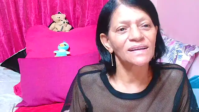 Snapshot of SLUTTYROXY chatting on 9, 1, 2026 SLUTTYROXY online show from 9, 1, 2026