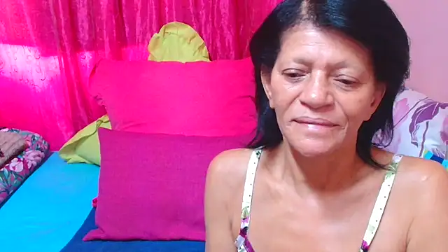 Snapshot of SLUTTYROXY chatting on 2, 2, 2026 SLUTTYROXY online show from 2, 2, 2026