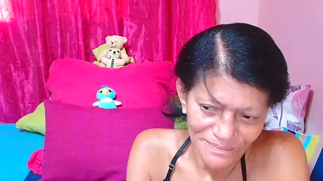 Snapshot of SLUTTYROXY chatting on 5, 2, 2026 SLUTTYROXY online show from 5, 2, 2026