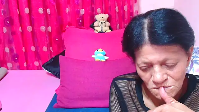 Snapshot of SLUTTYROXY chatting on 20, 2, 2026 SLUTTYROXY online show from 20, 2, 2026