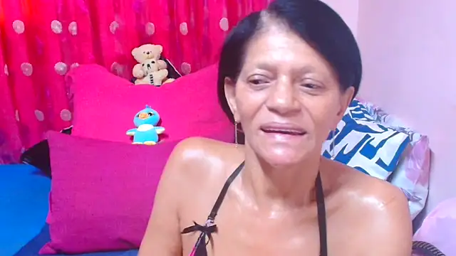 Snapshot of SLUTTYROXY chatting on 9, 3, 2026 SLUTTYROXY online show from 9, 3, 2026