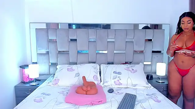 Snapshot of Cammiila chatting on 8, 1, 2026 Cammiila online show from 8, 1, 2026