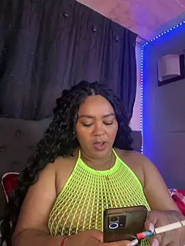 Snapshot of yanza2002 chatting on 28, 3, 2026 yanza2002 online show from 28, 3, 2026