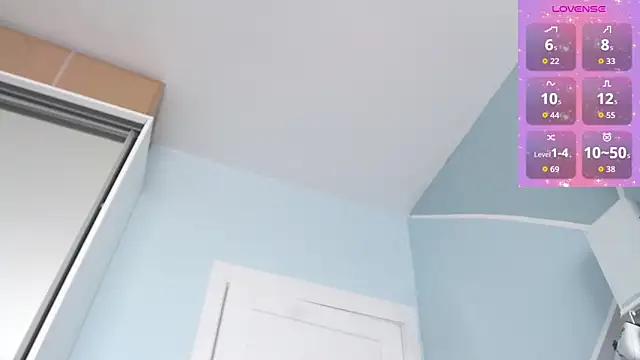 Snapshot of MilaniaCute chatting on 15, 4, 2026 MilaniaCute online show from 15, 4, 2026