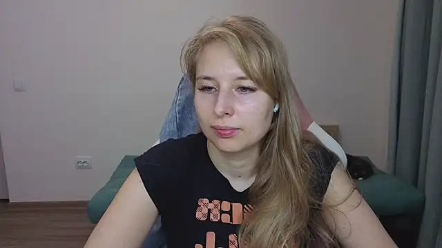 Snapshot of Jessy_Ginger chatting on 7, 11, 2025 Jessy Ginger online show from 7, 11, 2025