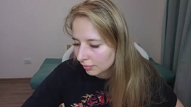 Snapshot of Jessy_Ginger chatting on 11, 11, 2025 Jessy Ginger online show from 11, 11, 2025