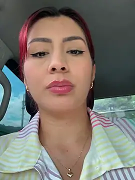 Snapshot of LINDA_PATTY94 chatting on 21, 12, 2024 LINDA PATTY94 online show from 21, 12, 2024