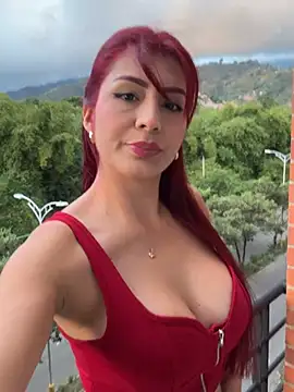 Snapshot of LINDA_PATTY94 chatting on 23, 12, 2024 LINDA PATTY94 online show from 23, 12, 2024