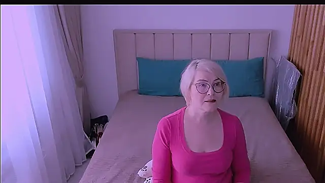sabrinamacmarren online show from 30, 4, 2026