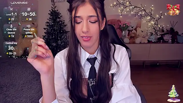 MiaSilkX online show from 17, 12, 2024