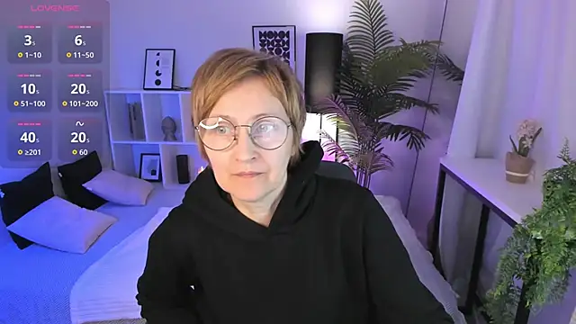 Paris Cherry online show from 22, 3, 2026