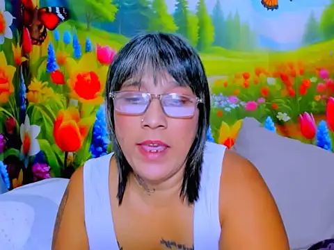 Snapshot of indianroxy chatting on 6, 6, 2026 indianroxy online show from 6, 6, 2026