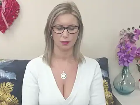 DoreenSexy online show from 5, 12, 2024