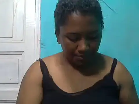 Snapshot of cutybigass chatting on 7, 3, 2026 cutybigass online show from 7, 3, 2026