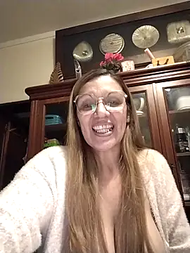 Snapshot of Melmamalhuda@xh chatting on 3, 3, 2025 Melmamalhudaxh online show from 3, 3, 2025