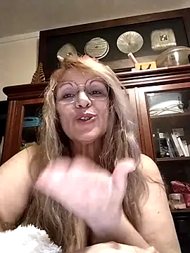 Snapshot of Melmamalhuda@xh chatting on 6, 3, 2025 Melmamalhudaxh online show from 6, 3, 2025