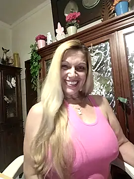 Snapshot of Melmamalhuda@xh chatting on 2, 10, 2025 Melmamalhudaxh online show from 2, 10, 2025