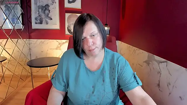 KellyPerfection online show from 24, 6, 2026
