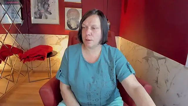 KellyPerfection online show from 25, 6, 2026