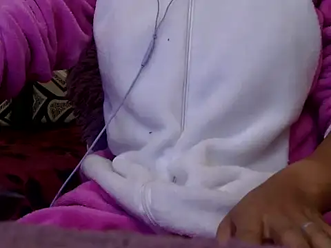 pamelasophia19 online show from 5, 2, 2025