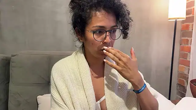 illaroom online show from 22, 10, 2025