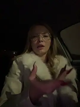 Snapshot of AnastasiaAniess chatting on 21, 12, 2025 AnastasiaAniess online show from 21, 12, 2025