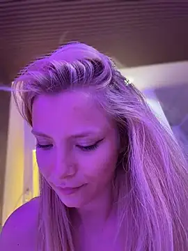 AnastasiaAniess online show from 30, 4, 2026