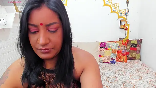 LadyNahir online show from 10, 5, 2026