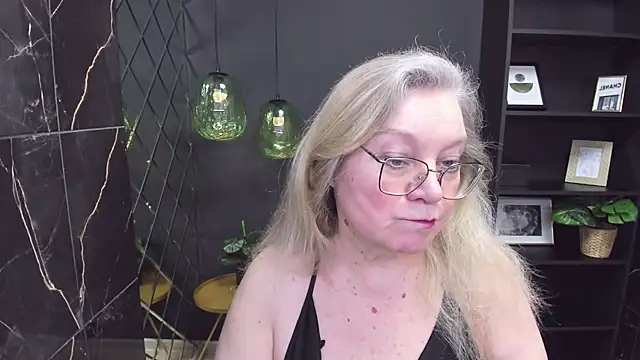 NataliMellow online show from 7, 2, 2025