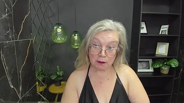 NataliMellow online show from 3, 10, 2025