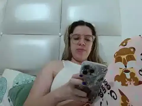 ashlymoon online show from 11, 12, 2024