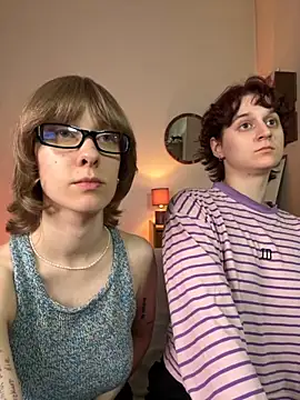 Jitoon Exe online show from 19, 10, 2025