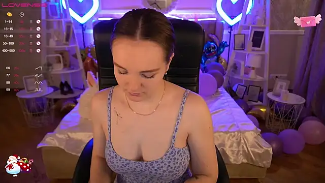 FoxyShy online show from 29, 1, 2025