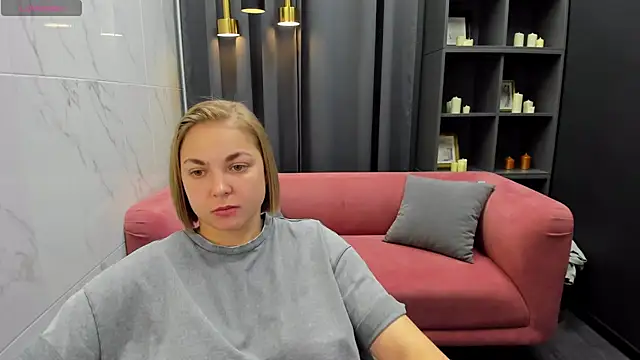 Snapshot of TataArdent chatting on 10, 12, 2024 TataArdent online show from 10, 12, 2024