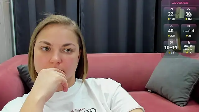 Snapshot of TataArdent chatting on 25, 2, 2025 TataArdent online show from 25, 2, 2025