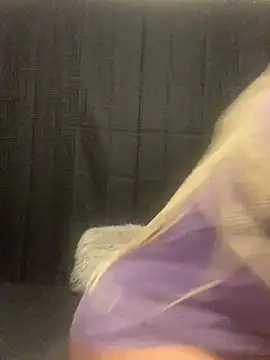 Snapshot of Rakiyahcharms chatting on 8, 12, 2024 Rakiyahcharms online show from 8, 12, 2024