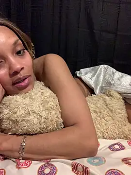 Snapshot of Rakiyahcharms chatting on 11, 1, 2025 Rakiyahcharms online show from 11, 1, 2025