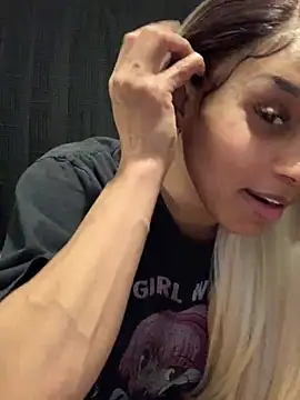 Snapshot of Rakiyahcharms chatting on 27, 2, 2025 Rakiyahcharms online show from 27, 2, 2025