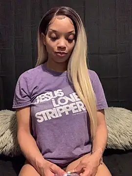 Snapshot of Rakiyahcharms chatting on 16, 3, 2025 Rakiyahcharms online show from 16, 3, 2025