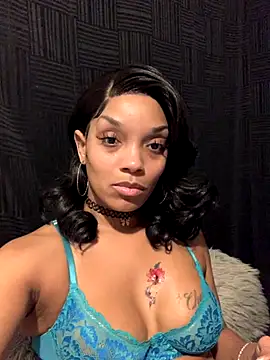 Snapshot of Rakiyahcharms chatting on 2, 10, 2025 Rakiyahcharms online show from 2, 10, 2025