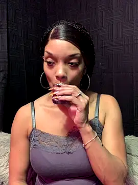 Snapshot of Rakiyahcharms chatting on 19, 12, 2025 Rakiyahcharms online show from 19, 12, 2025