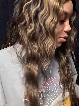 Snapshot of Rakiyahcharms chatting on 1, 2, 2026 Rakiyahcharms online show from 1, 2, 2026