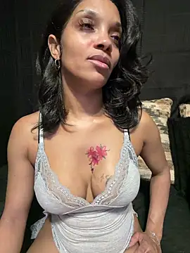 Snapshot of Rakiyahcharms chatting on 11, 6, 2026 Rakiyahcharms online show from 11, 6, 2026