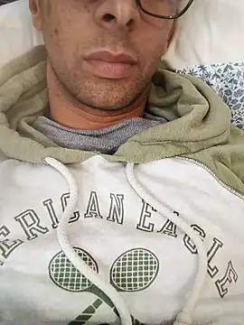 Snapshot of thetunisensexyguy chatting on 16, 2, 2026 thetunisensexyguy online show from 16, 2, 2026