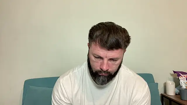 Snapshot of AlphaSparks chatting on 18, 9, 2025 AlphaSparks online show from 18, 9, 2025