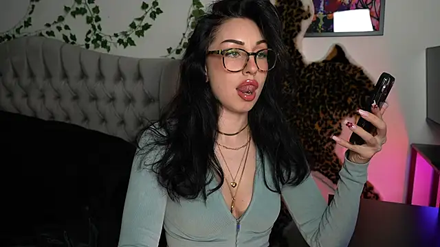 Snapshot of Estherjizz chatting on 18, 9, 2025 Estherjizz online show from 18, 9, 2025
